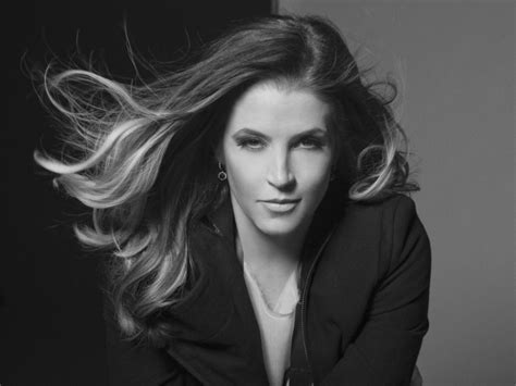 Cantora Lisa Marie Presley Filha Nica De Elvis Presley Morre Aos