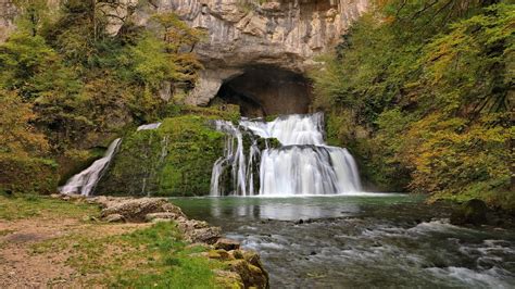 La Source Du Lison GuideVoyageur Fr