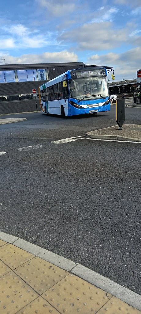 Stagecoach Hull 26270 Enviro 200 MMC Integral YW19 VRV Flickr