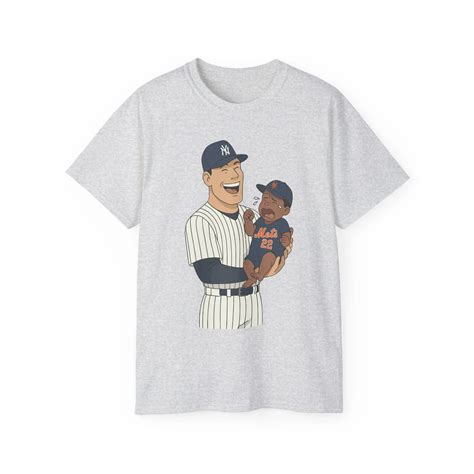 Aaron Judge Carrying Juan Soto Crying Shirt - AshBubble