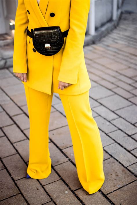 Pantone spring color trend 2019 - yellow - The Cosmopolitas