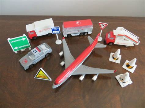 Northwest Airlines Airport Playset Airplane Toys Playset Toy Car