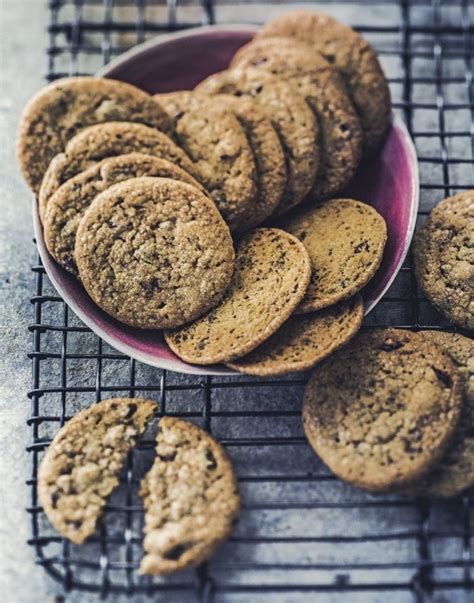 Ma Recette De Cookies Au Sp Culoos Et Chocolat Laurent Mariotte