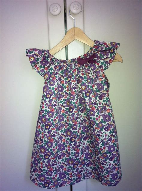 Petite Robe En Liberty Betsy Tutoriels Pour Coudre Une Robe