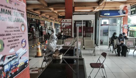 FOTO Tes Antigen Pendatang Di Terminal Kampung Rambutan Foto