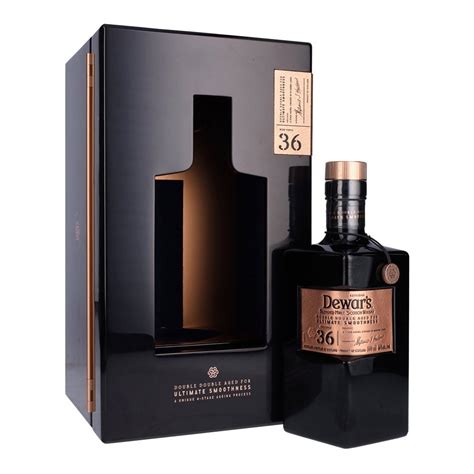 Dewar S Double Double Year Old Whisky From The Whisky World Uk