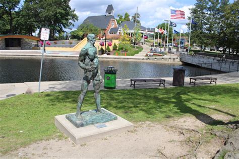 Michigan S Most Controversial Statue Is An Ugly Naked Guy Michigan Enjoyer