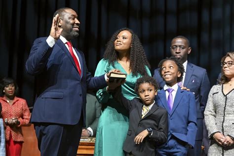 Cherelle Parker Publicly Sworn In As Philadelphia S 100th Mayor