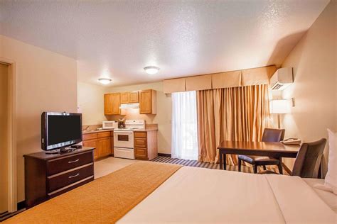 Quality Inn And Suites Vancouver Vancouver, Washington, US - Reservations.com