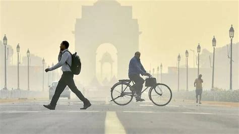 Delhi Air Quality Continues To Remain Very Poor Aqi At 313 Delhi News India Today