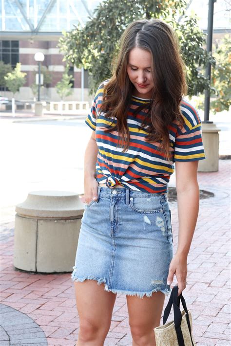 How The Denim Skirt Still Works S Trends Pointed North Stylish