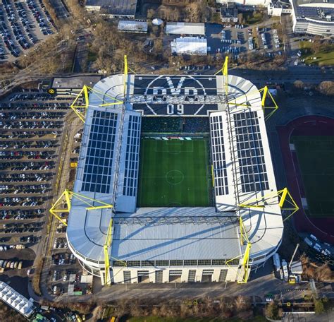 Dortmund von oben Gelände des Borusseum der Arena Signal Iduna Park