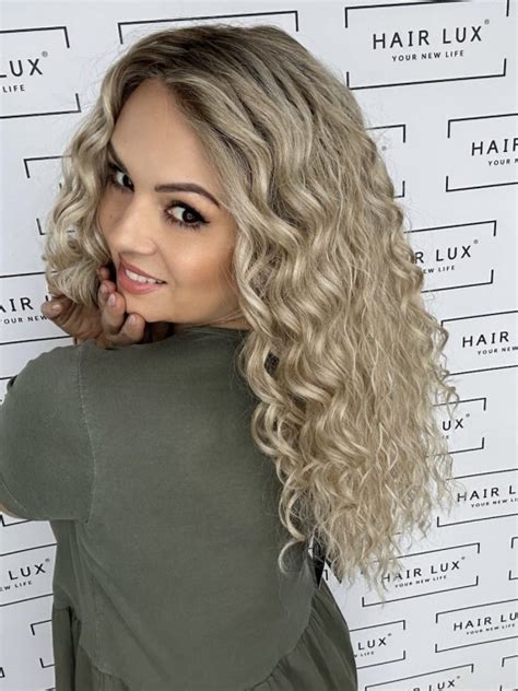 Twix Tres Leches Blonde blonde kręcone włosy cm peruka syntetyczna Belle Tress Hair Lux