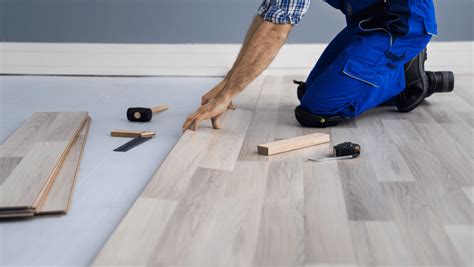 A Complete Guide To Picking The Perfect Hardwood Flooring For Your Home