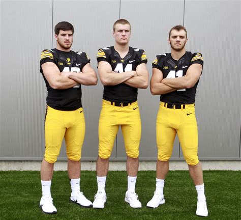 Iowa football: Senior linebackers have started 102 games | Iowa ...