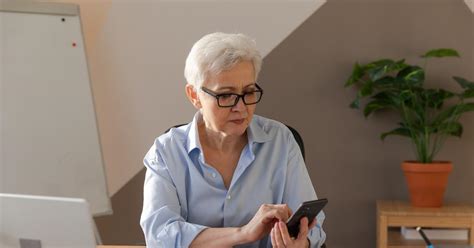 Prawo pracy W czasie powodzi pracodawca i pracownik zyskują dodatkowe