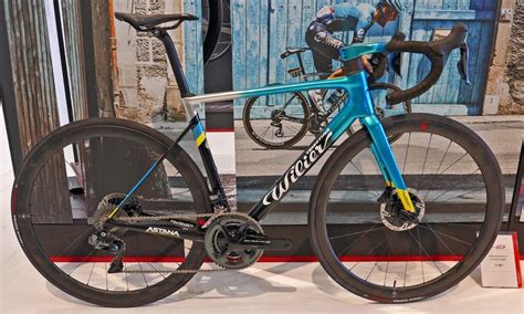 A Nova Bicicleta De Cascalho De Carbono Wilier Rave Slr Se Transforma