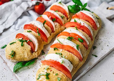 Vegan Tomatoe Mozzarella Baguette Z Ger Frischk Se