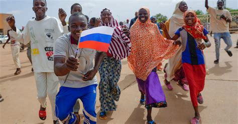 Niger Le R Gime Militaire Accuse Nouveau Paris De Pr Parer Une