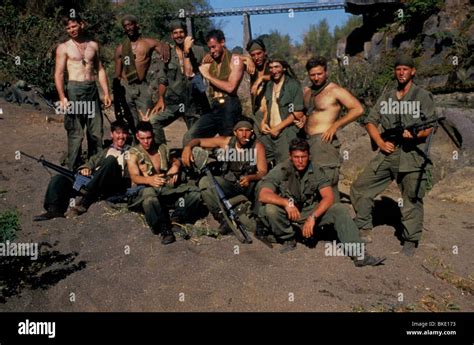 PLATOON (1986) TONY TODD, FRANCESCO QUINN, JOHN C MCGINLEY, KEVIN ...