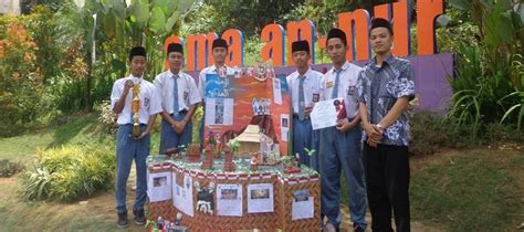 SMA An Nur Bululawang Malang