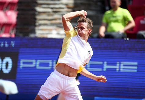 Luca Van Assche Edges Lorenzo Musetti In Five Sets To Reach The Third