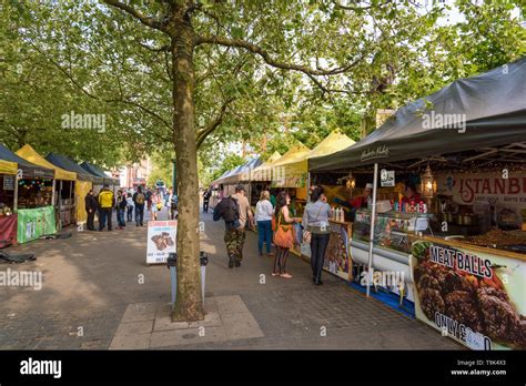 Piccadilly Markt Fotos Und Bildmaterial In Hoher Aufl Sung Alamy