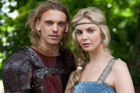 Camelot : Foto Jamie Campbell Bower, Tamsin Egerton - Foto 27 sobre 45 ...