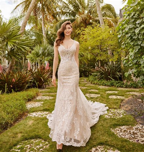 Martin Thornburg Wedding Dress Style No. 218203/Marissa – House of Brides