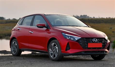 Hyundai i20 - Doon Self Drive Car