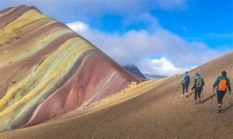 Consejos para visitar la Montaña de 7 Colores en Cusco Guia de viajes