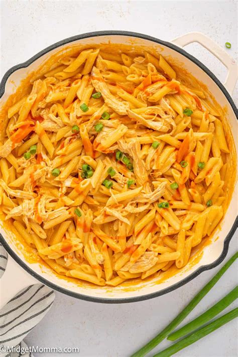 creamy buffalo chicken pasta recipe midgetmomma