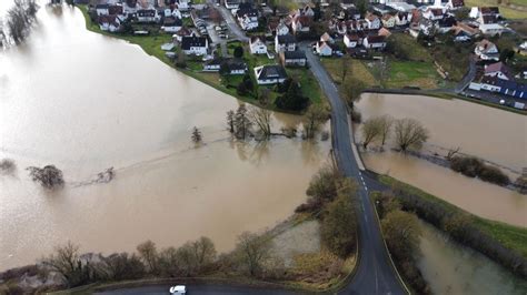 Unwetter Hochwasser Warum Regnet Es Derzeit So Viel ZEIT ONLINE