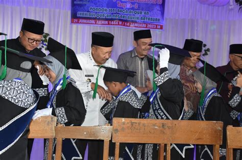 Bupati Agam Hadiri Wisuda Tahfiz Pondok Seni Baca Quran SDN 11 Bukik