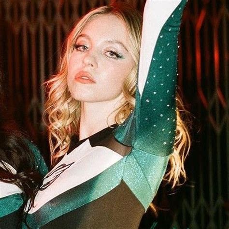 Pin De Alice Em Sydney Sweeney Em 2024 Garotas Tumblr Rosto Garotas