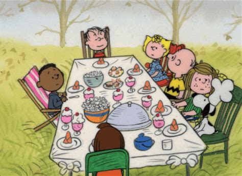 Snoopy Repas Entre Amis Charlie Brown Thanksgiving Image Animated 