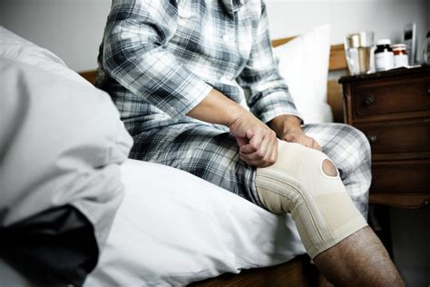 Knee Injuries Common Knee Injuries And Treatment