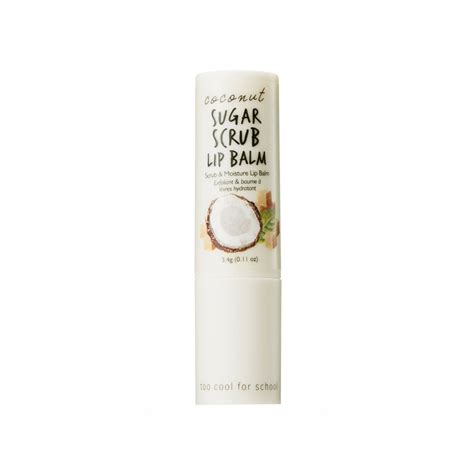 The 20 Best Chapped Lip Treatments | Who What Wear