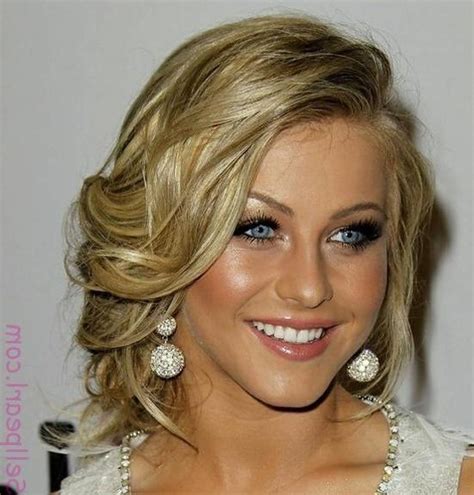 Ideas Of Hairstyles For Short Hair For Graduation