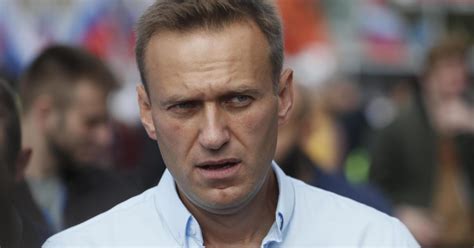 Navalny Stato Condannato A Anni E Mezzo Di Carcere In Russia