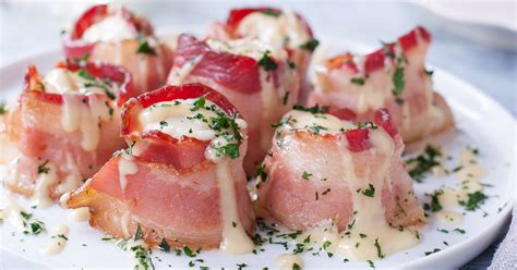 Bacon Wrapped Scallops Baked in the Oven With Maple Cream Sauce