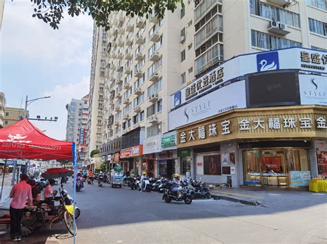 【5图】泉秀街星光不夜城对面，餐饮集中，适合小吃店，夜宵档泉州丰泽丰泽街晶都国际南淮路商铺商铺租售生意转让出租 泉州58同城