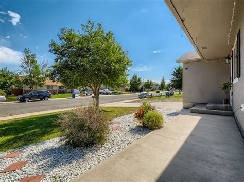 2579 Fairplay Way, Aurora, CO 80011 | 8z Real Estate