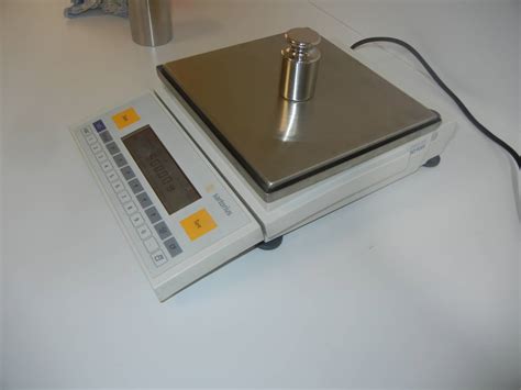 Sartorius LA2200S Precision Balance LabMakelaar Benelux