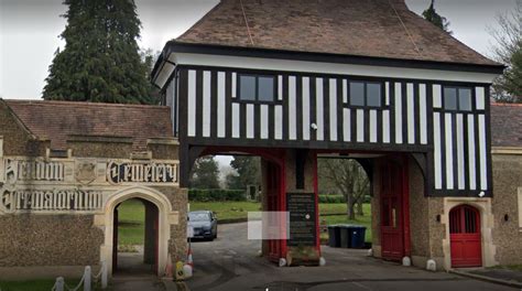 Hendon Cemetery in Barnet, Greater London - Find a Grave Cemetery