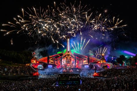 Tomorrowland At Night 2022