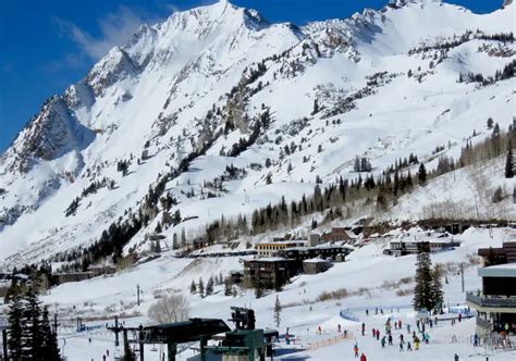 Best Ski Resorts in US | Best Skiing in USA