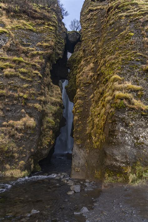 Iceland Southern Coast Waterfalls — Tat Voyage