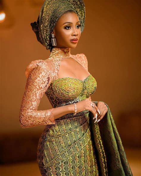 Stunning Aso Oke Styles For Stylish Women Artofit