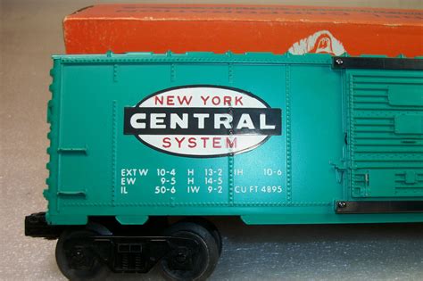 LIONEL POSTWAR SCARCE TYPE 3 6464 900 NEW YORK CENTRAL BOX CAR EXC TO